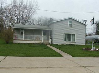 517 W Chestnut Ct, Wauseon, OH 43567