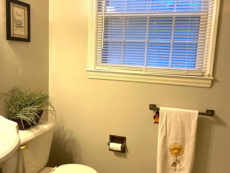 5208 Furman Pl #7046181727 — Photo 16