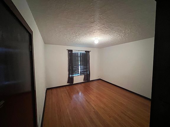4th image of 43 W 15th St #1W