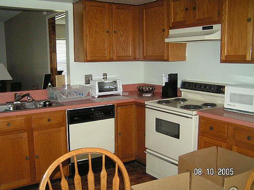 3rd image of 194 Sir Lawrence Dr