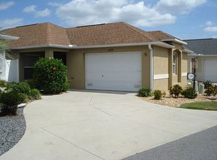 1089 Tipton Ln, The Villages, FL 32163