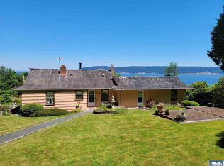 2421 Old Gardiner Rd, Sequim, WA 98382