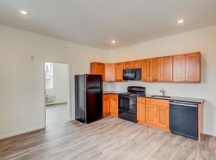 317 N 52nd St #4, Philadelphia, PA 19139
