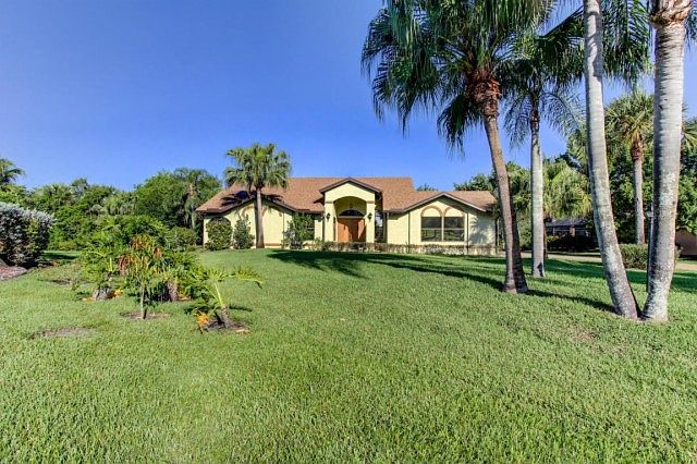 1st image of 2618 SE Erickson Dr