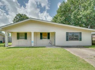 213 Tudor St, Houma, LA 70364