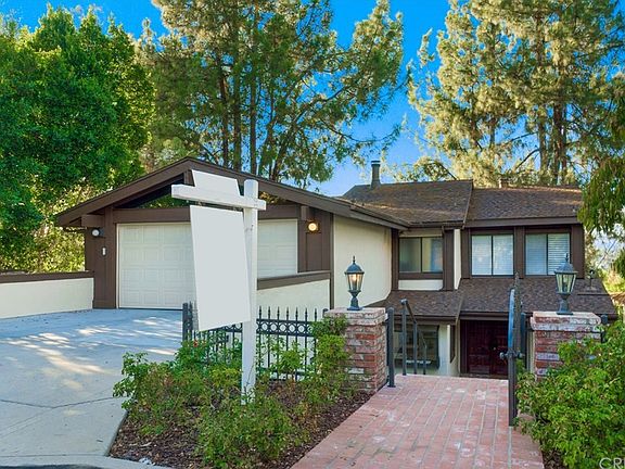 2nd image of 4775 Galendo St