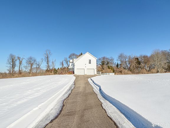 2nd image of 226 Baltic Road