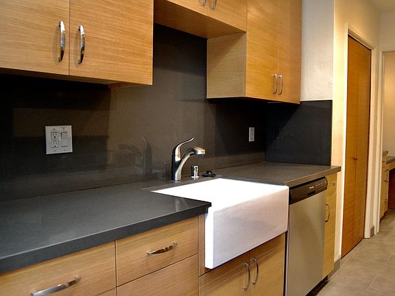 4th image of 3519 Clarington Ave APT 3
