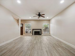 1623 S Kirkwood Rd #211, Houston, TX 77077