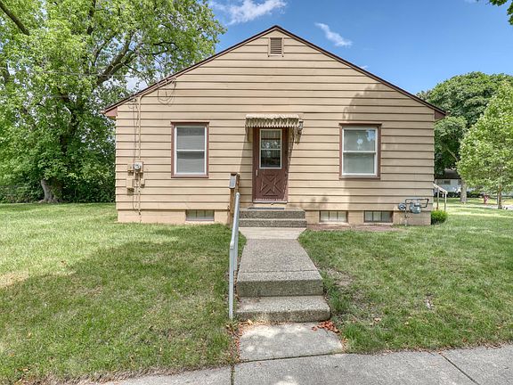 3rd image of 7754 W Gertrude Dr