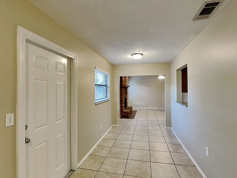 2330 Windsor Oaks Ave — Photo 14
