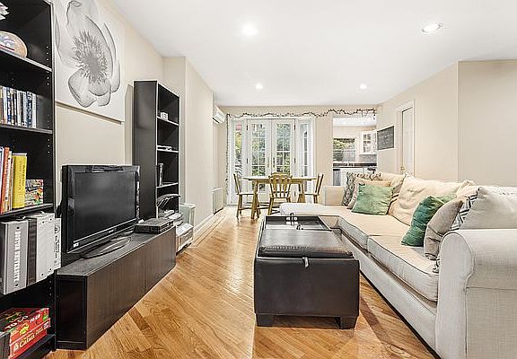 2nd image of 215 13th St #1