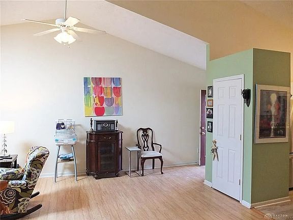 5th image of 2574 Vinny Dr