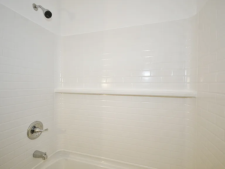 2015-2017 West St #3 — Photo 19