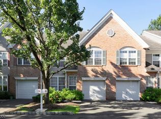 4 Winters Ct UNIT 4, Clark, NJ 07066