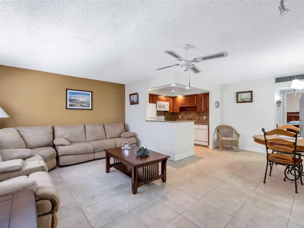95 Waterford D #D, Delray Beach, FL 33446