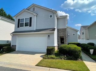 906 W Oaks Dr, Woodstock, GA 30188