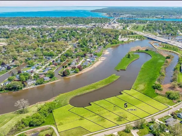 Water St Lot 5, Pt Huron, MI 48060