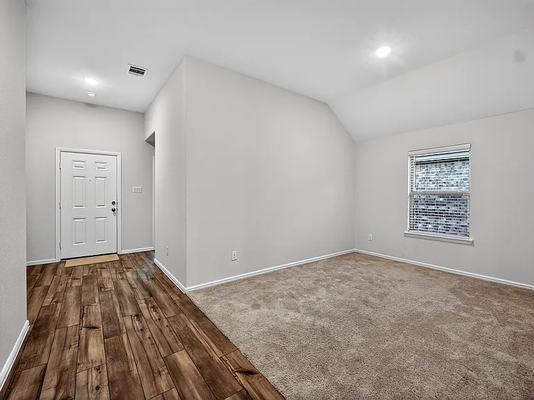 2704 Rambling Rd — Photo 19