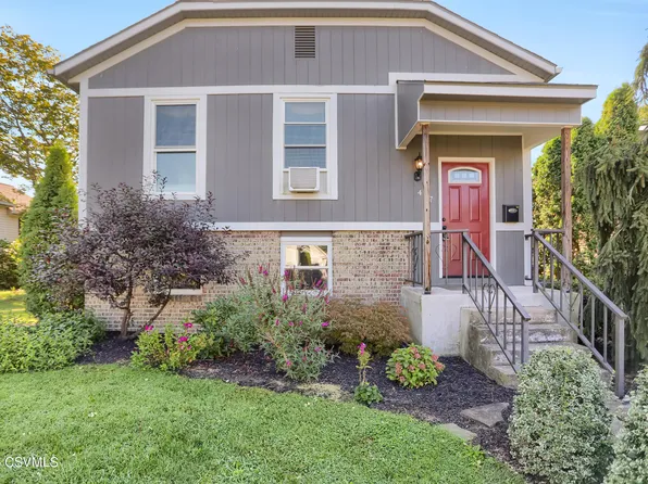 407 8th St, Selinsgrove, PA 17870