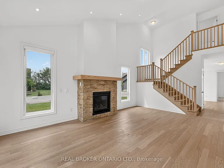 139 Marina Village Dr — Photo 5