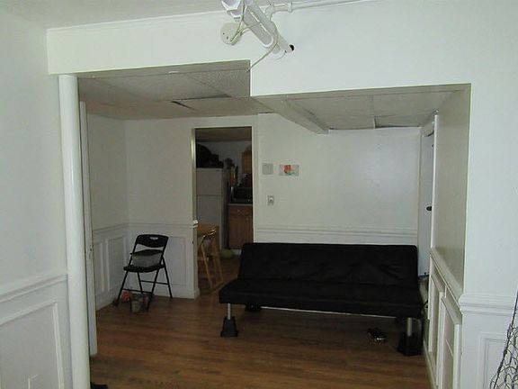 3rd image of 176 Fairfield Ave
