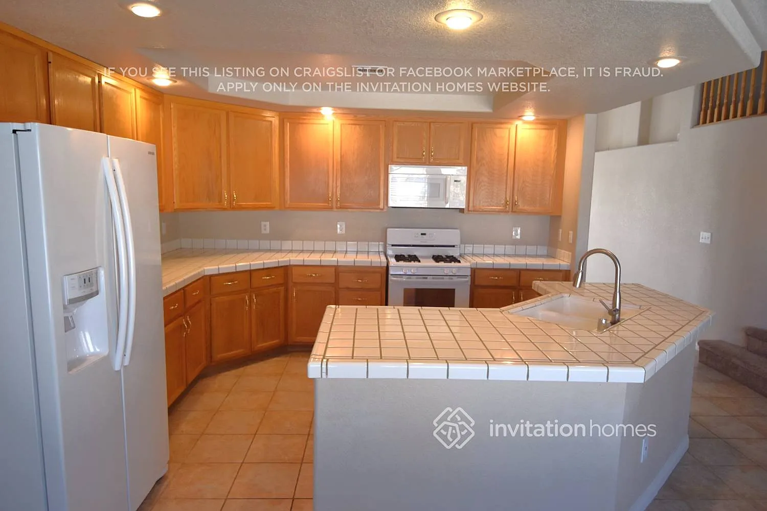 8722 Hawk Canyon St Henderson, NV 89074 — Photo 4