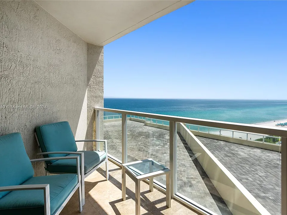 16699 Collins Ave #1201