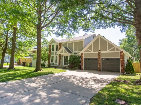 321 Kimberly Dr, Belton, MO 64012