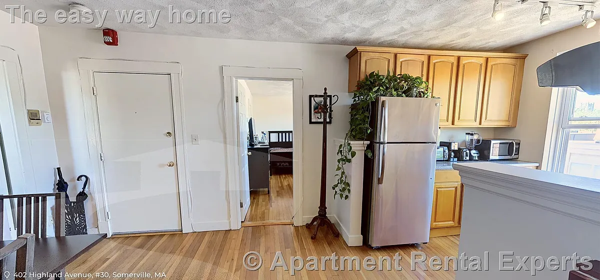 Building Photo - 402 Highland Ave #31