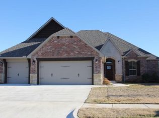 5700 St James Pl, Oklahoma City, OK 73179