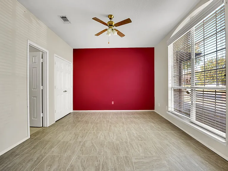 1708 Windcastle Dr — Photo 6