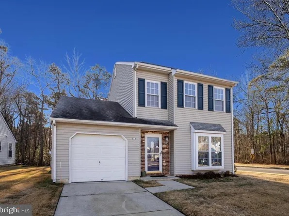 318 Holiday City Blvd, Williamstown, NJ 08094