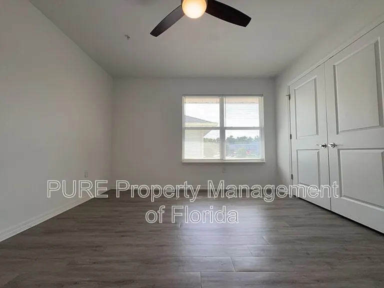 339 NE Sanchez Ave #103 — Photo 35