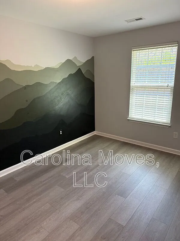 3 bed, 2.5 bath, 1796 sqft, $1,995 — Photo 3