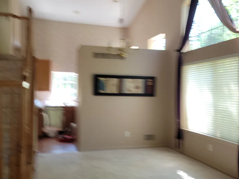 5689 Versailles Ave — Photo 64