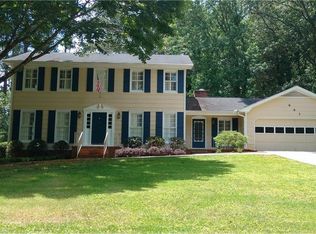 663 Ridgeview Dr SW, Lilburn, GA 30047