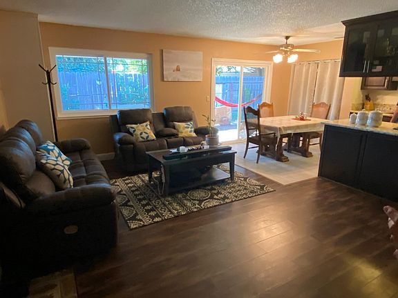 5th image of 2559 Pemberton Ct