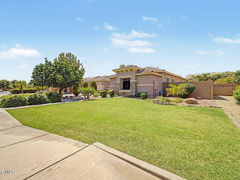 3090 E Harvard Ave — Photo 4