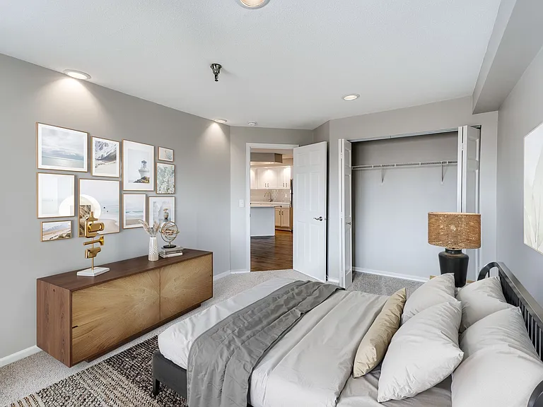 Waconia - 2 Bed / 2 Bath - 1,036 Sq.Ft.