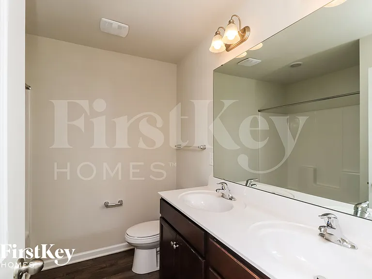 2046 Cypress Village Dr NW — Photo 12