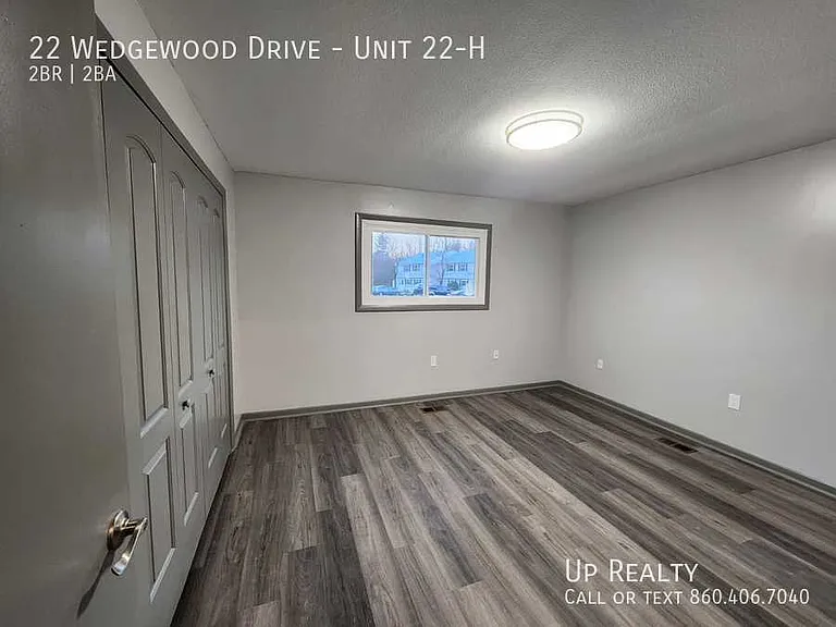 22 Wedgewood Dr #22-H — Photo 10