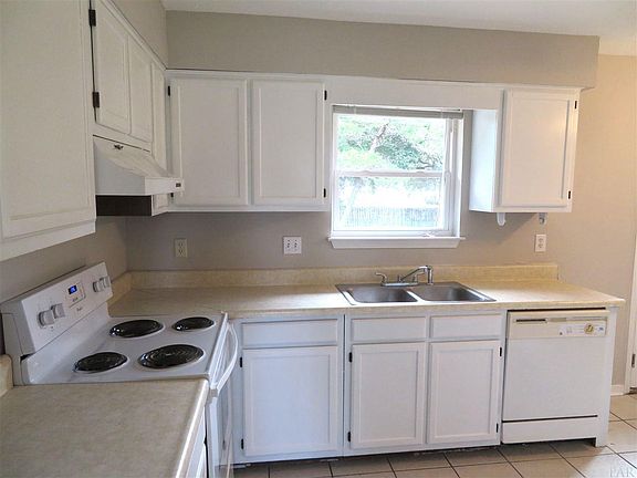 5th image of 3587 Southwind Dr