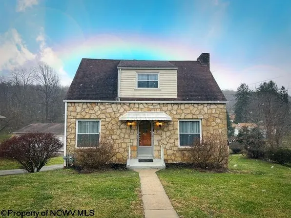 1819 Pleasant Valley Rd, Fairmont, WV 26554