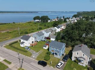 73 Taylor St, Cape Breton, NS B1N 2W5