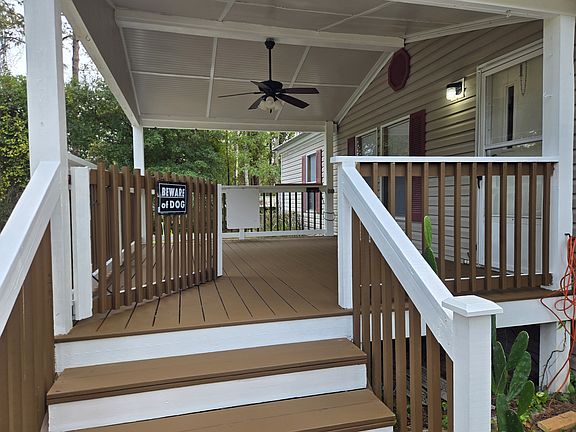 Entry onto front porch