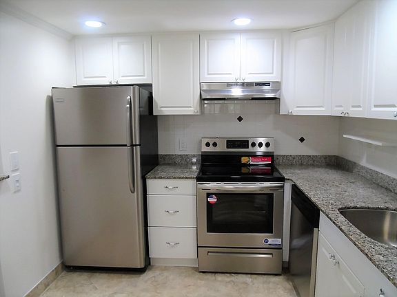 3rd image of 306 Tuscany Ln #F-306