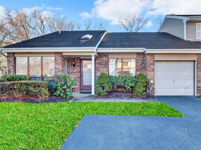 248 Pond View Lane, Smithtown, NY, 11787