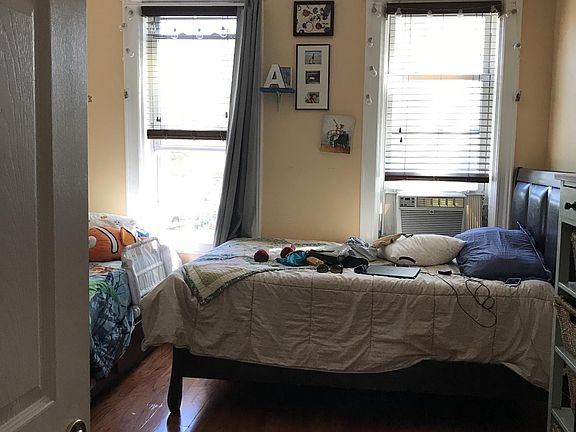 3rd image of 6213 Eliot Ave
