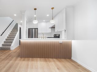 1407 Pendrell St, Vancouver, BC
